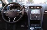 Ford Fusion Hybrid Platinum 2016 года (NA)